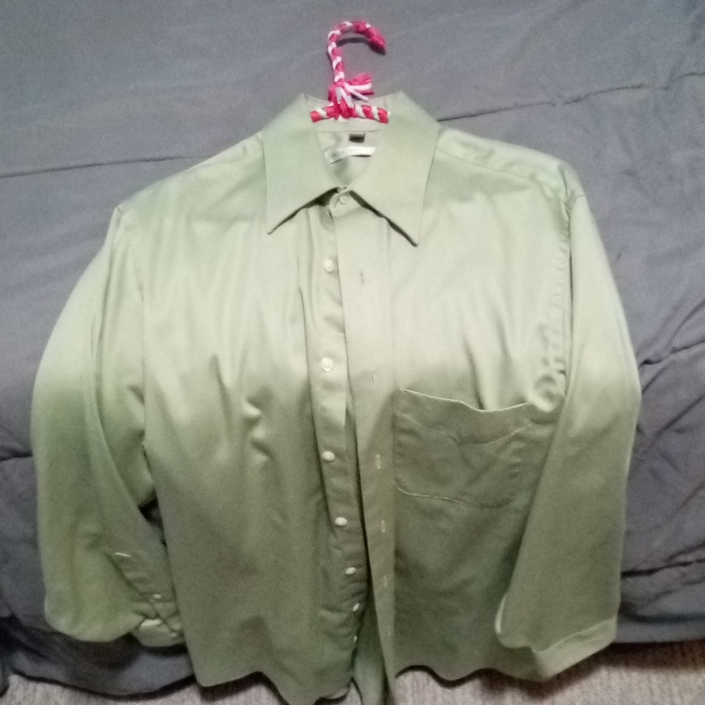 Men's dress shirt